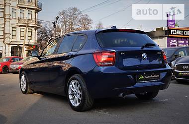 Хетчбек BMW 1 Series 2014 в 