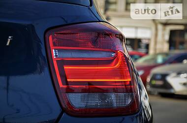 Хетчбек BMW 1 Series 2014 в 