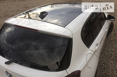 Хетчбек BMW 1 Series 2012 в 