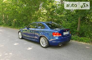 Купе BMW 1 Series 2012 в 