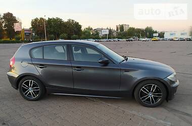 Хэтчбек BMW 1 Series 2005 в Житомире