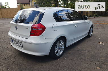 Купе BMW 1 Series 2010 в Хмельницком