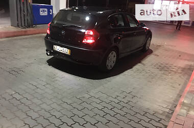 Хэтчбек BMW 1 Series 2009 в Виннице