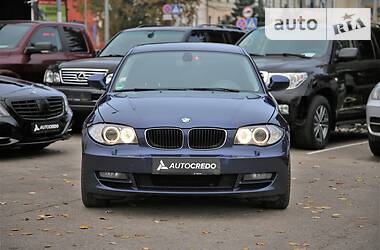 Купе BMW 1 Series 2010 в Харькове