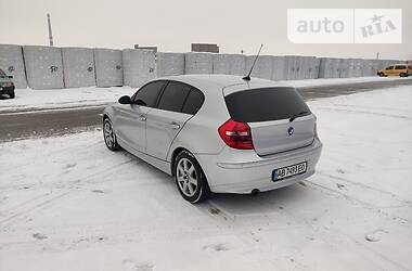 Хэтчбек BMW 1 Series 2005 в 