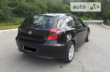 Хэтчбек BMW 1 Series 2006 в Запорожье