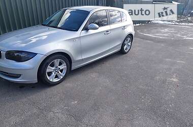 Хэтчбек BMW 1 Series 2009 в 