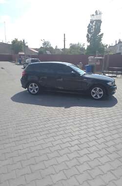 Хэтчбек BMW 1 Series 2009 в Одессе