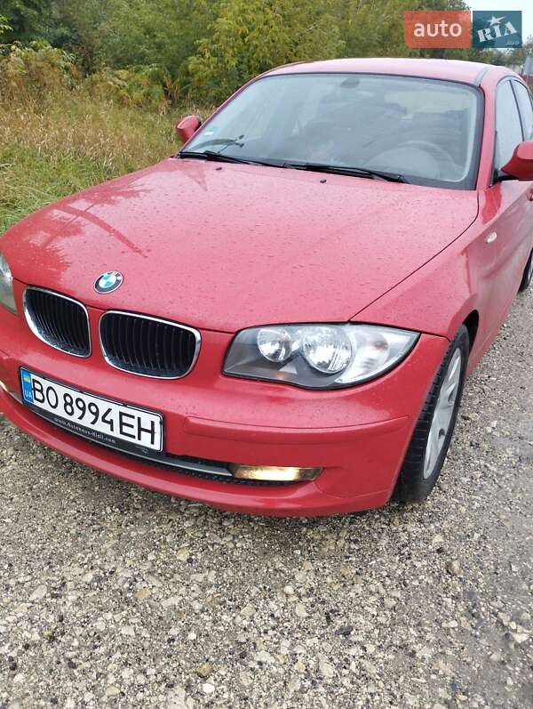 Хэтчбек BMW 1 Series 2010 в Теофиполе фото 5 Хэтчбек BMW 1 Series 2010 в Теофиполе