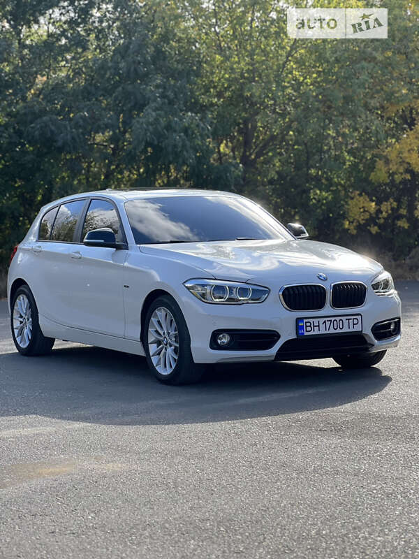 Хэтчбек BMW 1 Series 2015 в Одессе