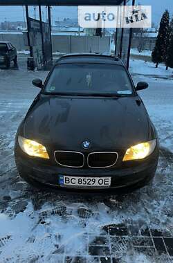 Хэтчбек BMW 1 Series 2009 в Львове