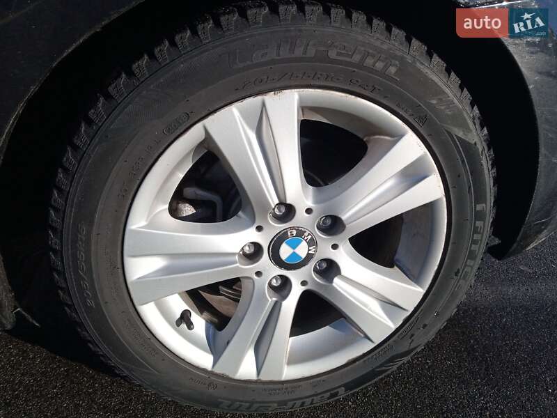 Хэтчбек BMW 1 Series 2008 в Киеве