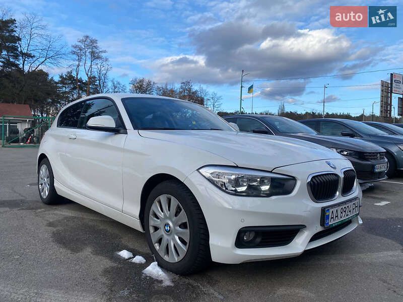 Хэтчбек BMW 1 Series 2017 в Днепре