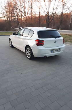 Хэтчбек BMW 1 Series 2012 в Новояворовске