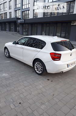 Хетчбек BMW 1 Series 2012 в Новояворівську