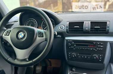 Хэтчбек BMW 1 Series 2004 в Бучаче