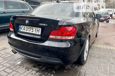 Купе BMW 1 Series 2011 в Києві