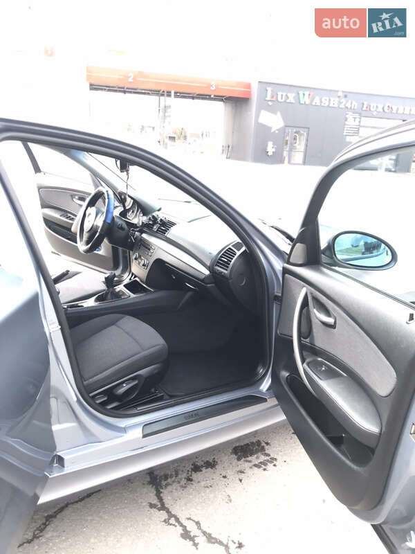 Хетчбек BMW 1 Series 2007 в Львові