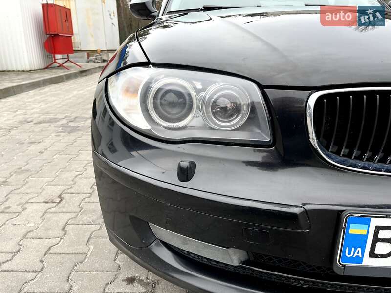 Хэтчбек BMW 1 Series 2009 в Киеве фото 11 Хэтчбек BMW 1 Series 2009 в Киеве