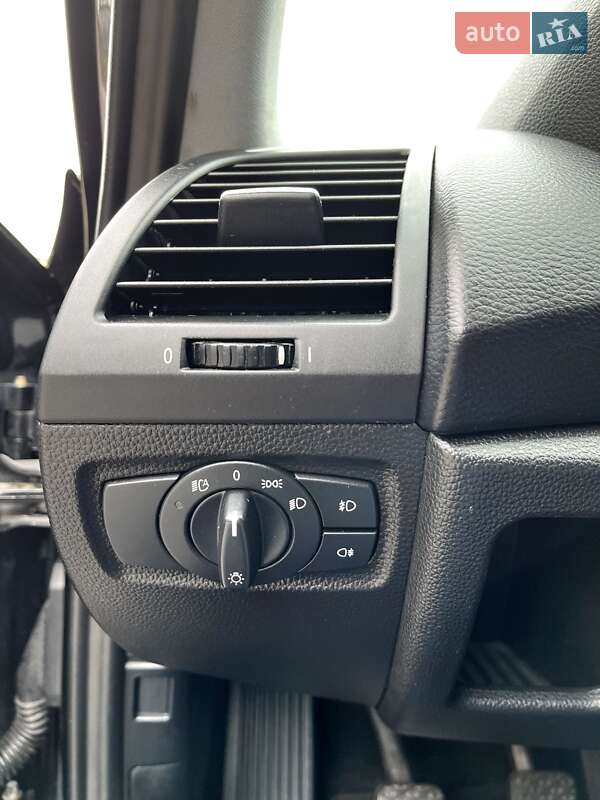 Хэтчбек BMW 1 Series 2009 в Киеве фото 18 Хэтчбек BMW 1 Series 2009 в Киеве