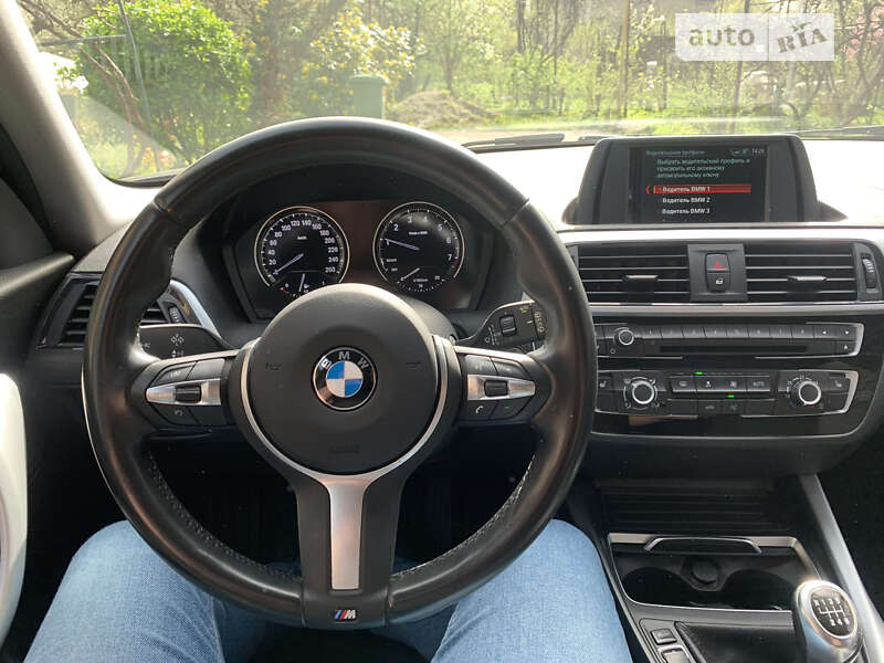 Хетчбек BMW 1 Series 2017 в Тячеві