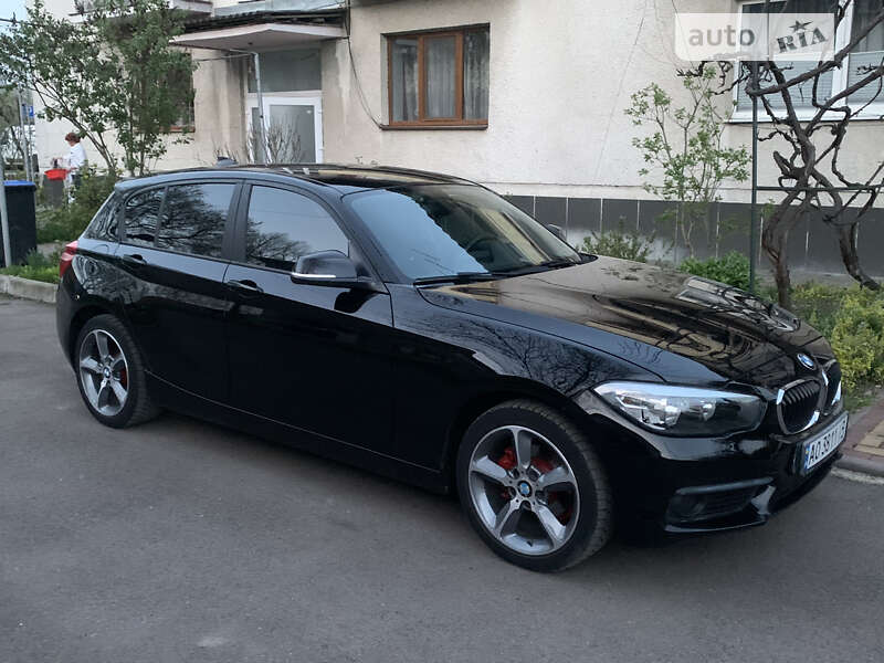 Хетчбек BMW 1 Series 2017 в Тячеві