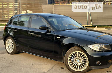 Хэтчбек BMW 1 Series 2007 в Харькове