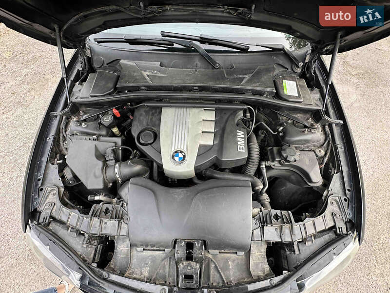 Хэтчбек BMW 1 Series 2007 в Умани
