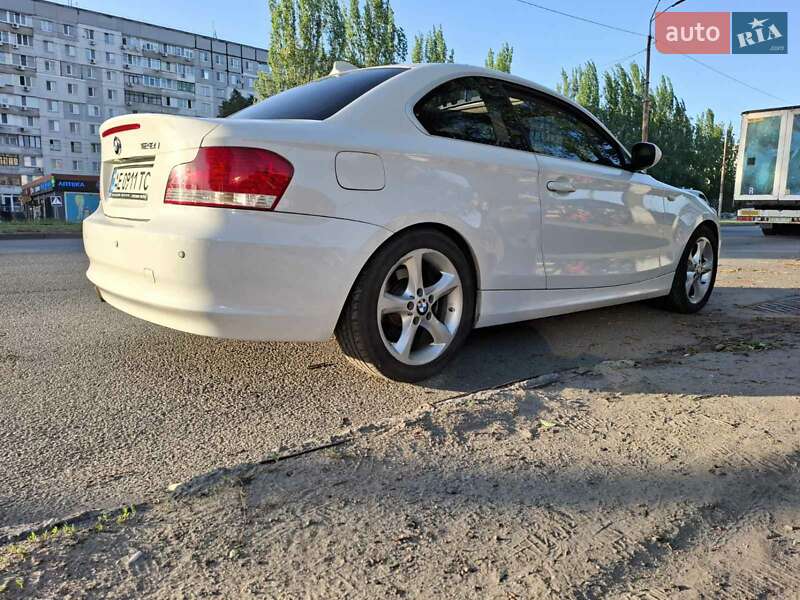 Купе BMW 1 Series 2010 в Днепре фото 3 Купе BMW 1 Series 2010 в Днепре