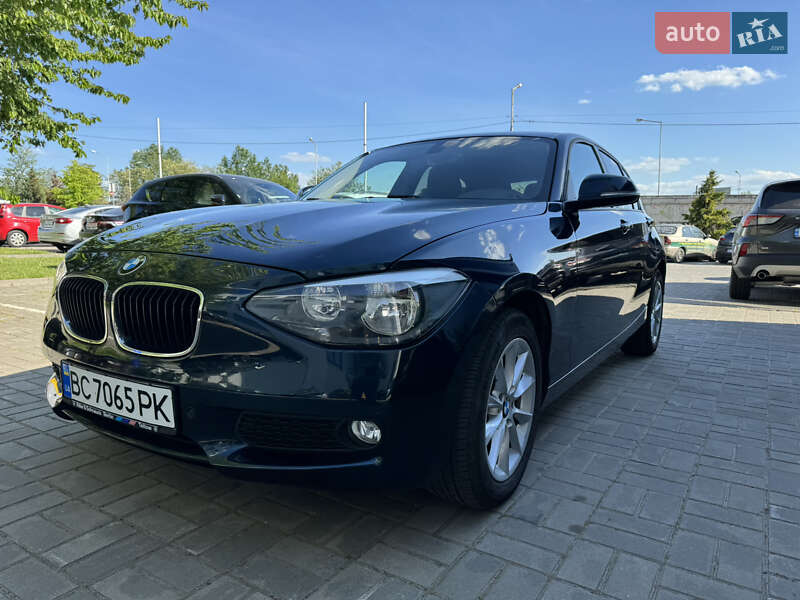 Хэтчбек BMW 1 Series 2011 в Львове