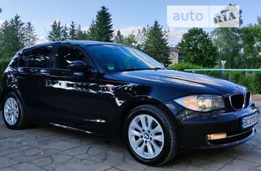 Хэтчбек BMW 1 Series 2007 в Самборе