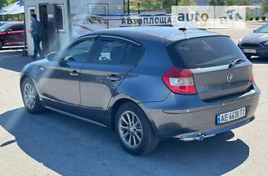 Хетчбек BMW 1 Series 2006 в Запоріжжі