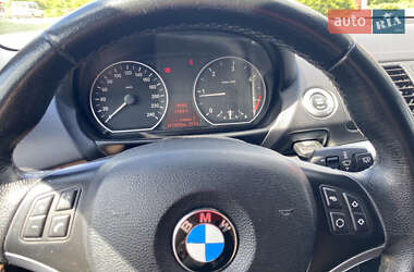 Хетчбек BMW 1 Series 2009 в Мукачевому