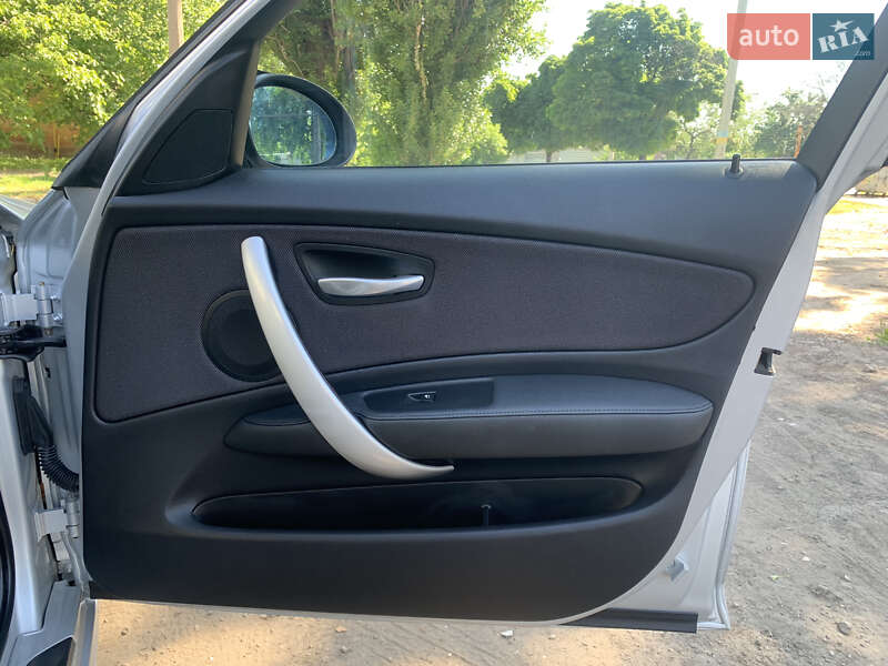 Хэтчбек BMW 1 Series 2007 в Харькове фото 14 Хэтчбек BMW 1 Series 2007 в Харькове