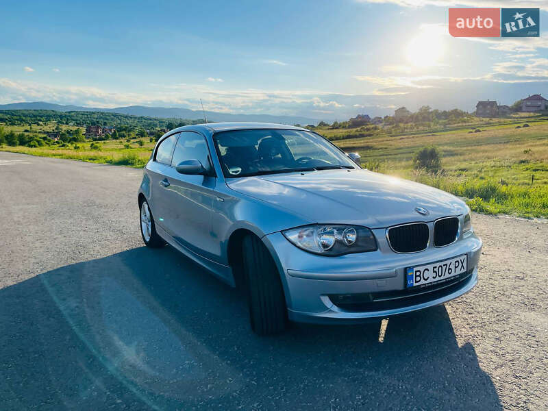 Хетчбек BMW 1 Series 2009 в Дрогобичі фото 7 Хетчбек BMW 1 Series 2009 в Дрогобичі