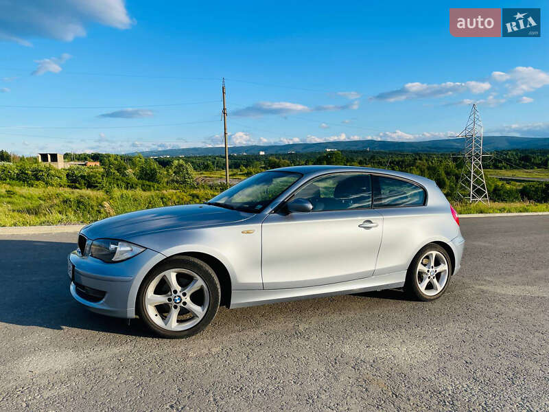 Хетчбек BMW 1 Series 2009 в Дрогобичі фото 6 Хетчбек BMW 1 Series 2009 в Дрогобичі