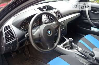 Хэтчбек BMW 1 Series 2010 в Ивано-Франковске