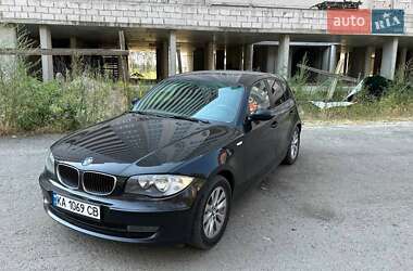 Хэтчбек BMW 1 Series 2009 в 