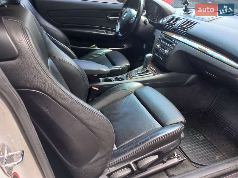 Купе BMW 1 Series 2008 в Прилуках