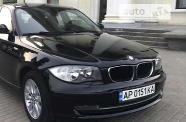 Хэтчбек BMW 1 Series 2009 в Запорожье