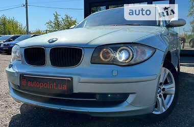 Хэтчбек BMW 1 Series 2009 в Киеве