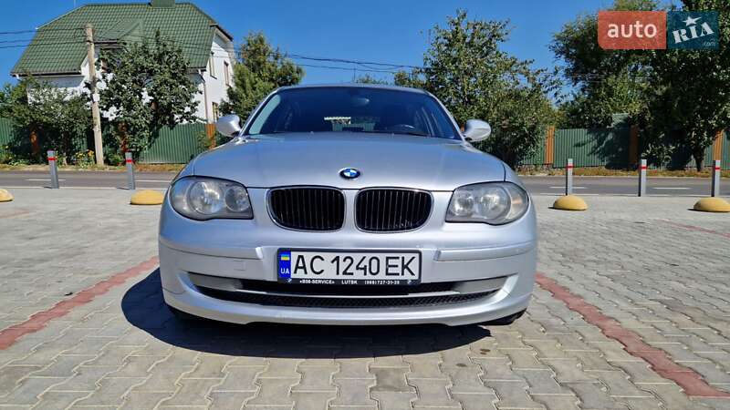 Хетчбек BMW 1 Series 2010 в Луцьку