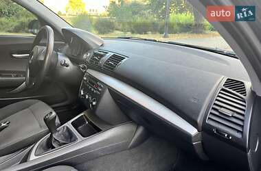 Хетчбек BMW 1 Series 2006 в 