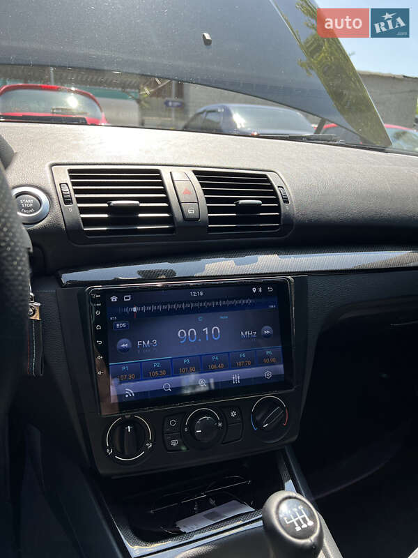 Купе BMW 1 Series 2009 в Кривому Розі фото 6 Купе BMW 1 Series 2009 в Кривому Розі