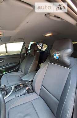 Хэтчбек BMW 1 Series 2008 в Львове