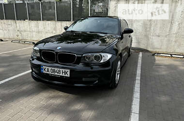 Хэтчбек BMW 1 Series 2007 в Киеве