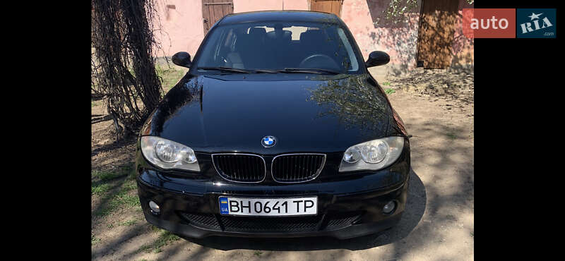 Хэтчбек BMW 1 Series 2004 в Одессе