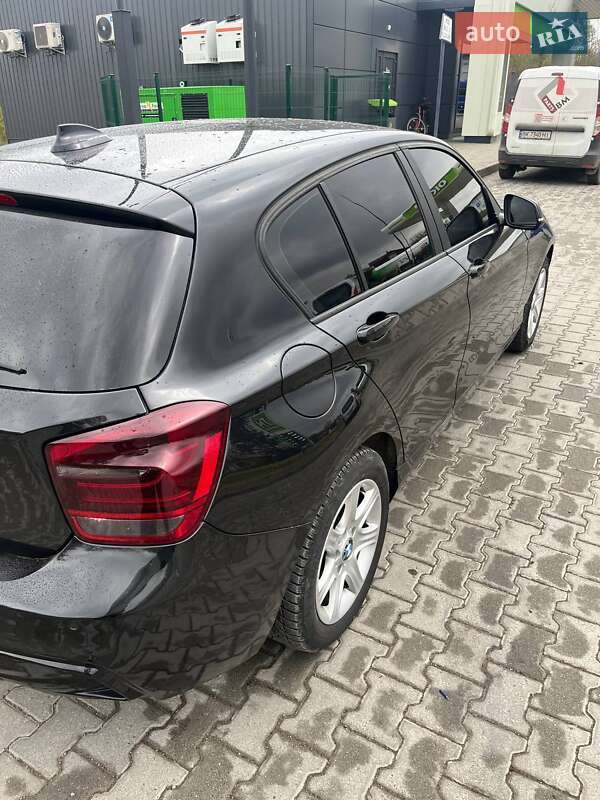 Хэтчбек BMW 1 Series 2012 в Болехове