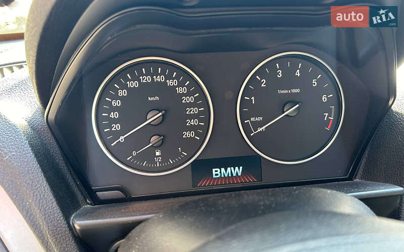Хэтчбек BMW 1 Series 2014 в Черновцах