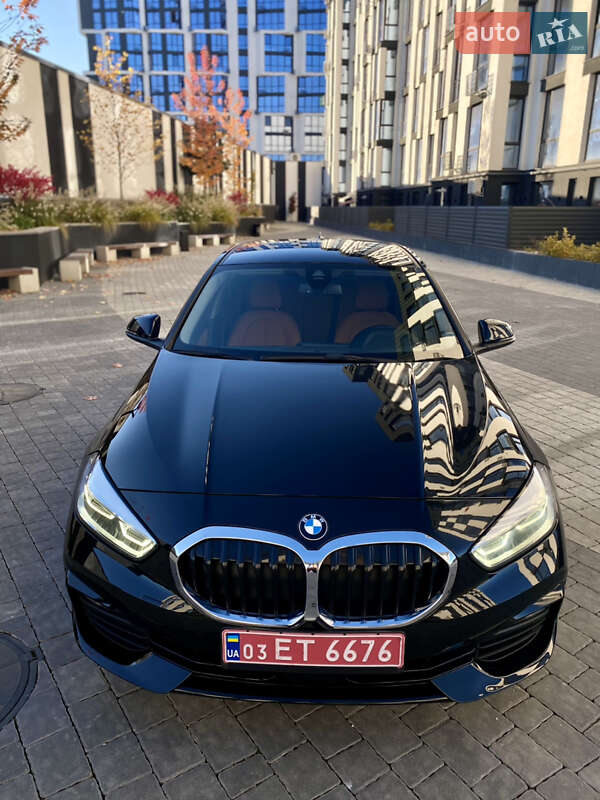 Хетчбек BMW 1 Series 2020 в Івано-Франківську